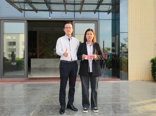 新帝豪门窗10月优秀员工表彰大会圆满举行！