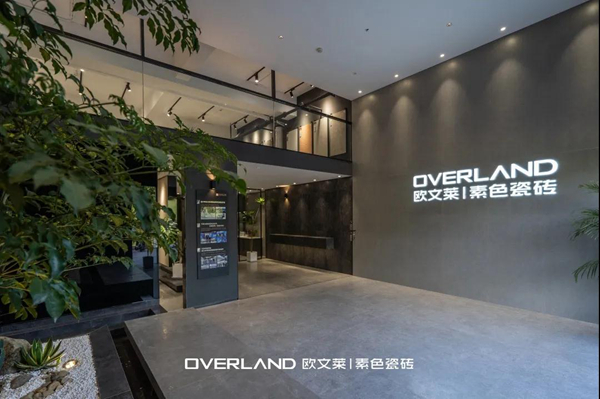 岩板布局109个城市年内完成装店，欧文莱精品岩板反“内卷”现在进行时……