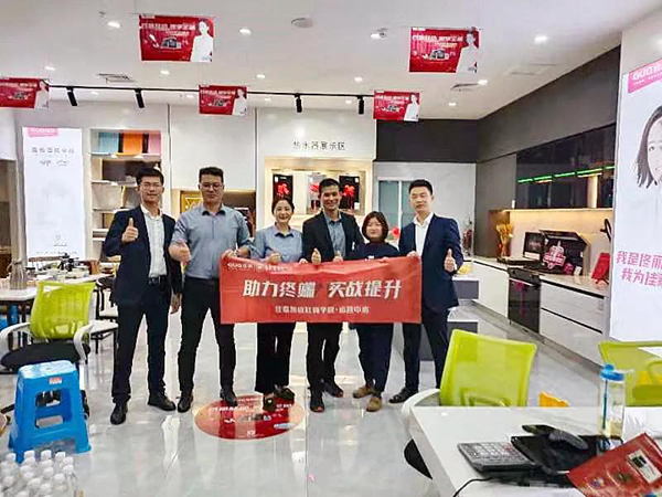 佳歌集成灶安徽滁州专卖店专场活动，就是这么火爆！