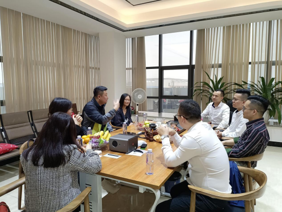 北京WE国际建筑设计中心、十间坊考察团莅临新帝豪门窗总部参观交流！