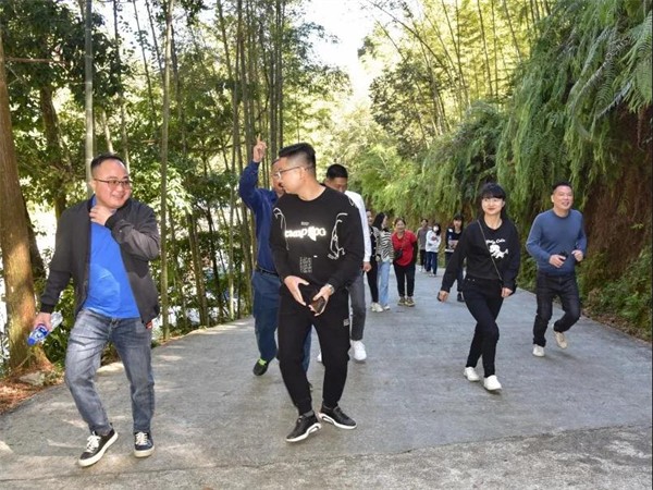 尚益达门窗营销中心欢乐行