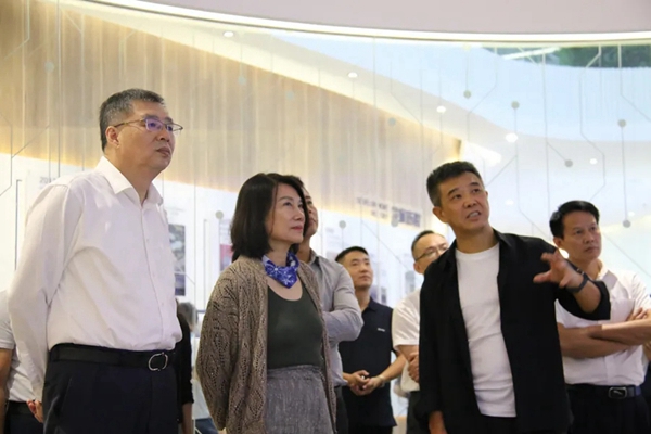 格力和尚品宅配的高层高频互访，释放出什么信号？