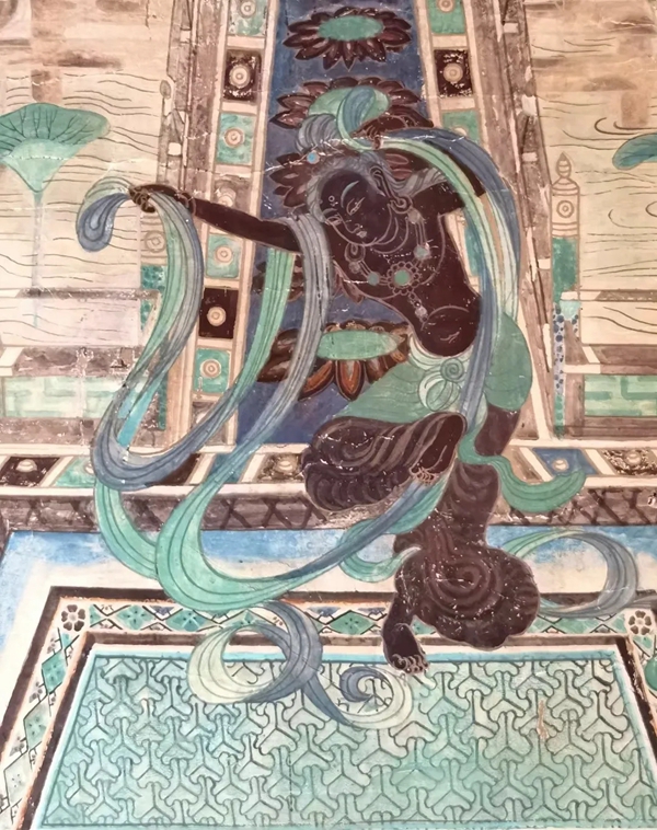 绣工坊| 传统色彩，东方哲学 | PANTONE 发布2022秋冬五大流行色
