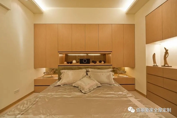 佰丽爱家全屋定制|小户型床头储物设计实例