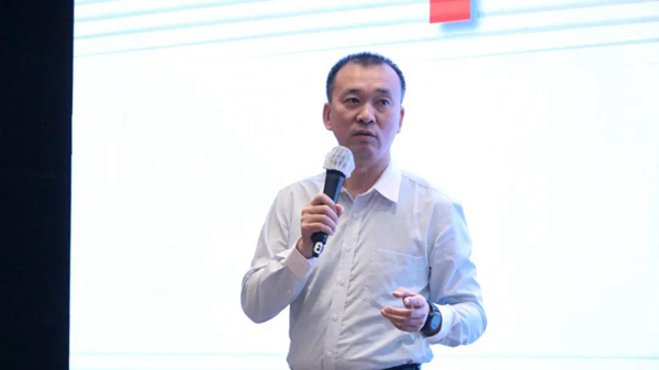 轩尼斯门窗2022年发展规划高级研讨会召开