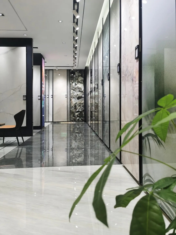 威尔斯陶瓷专卖店巡礼|自然与艺术的对话