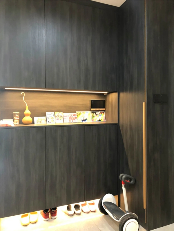 丽维家全屋定制｜任性夫妻用黑白填满160㎡自住宅，克制的不像话！