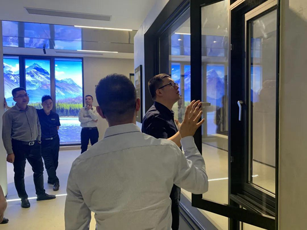 ALPES丨居然之家总部领导莅临参观交流