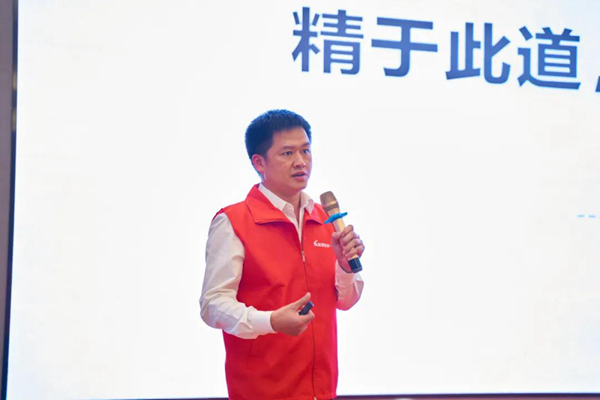 能强瓷砖全国巡回战略峰会昆明站有哪些“高能输出”