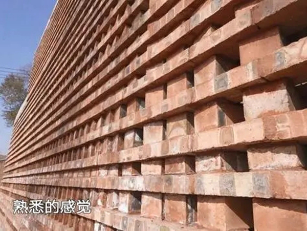 意库马艺术涂料：132万改造老屋惨遭翻车？