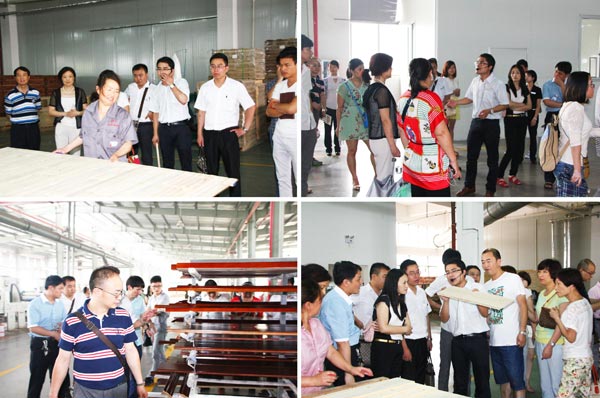 春天木门地板上铙店工厂团购会圆满成功