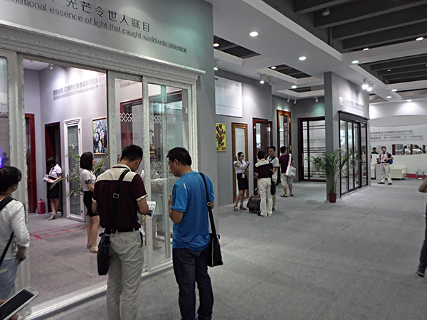 富奥斯门窗盛装亮相2014广州建博会 富奥斯门窗盛装亮相2014广州建博会