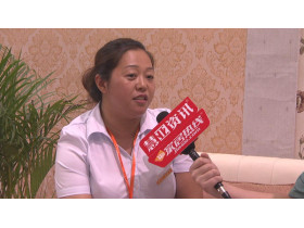 赫德墙布接受慧亚采访 未来将注重整体家装发展