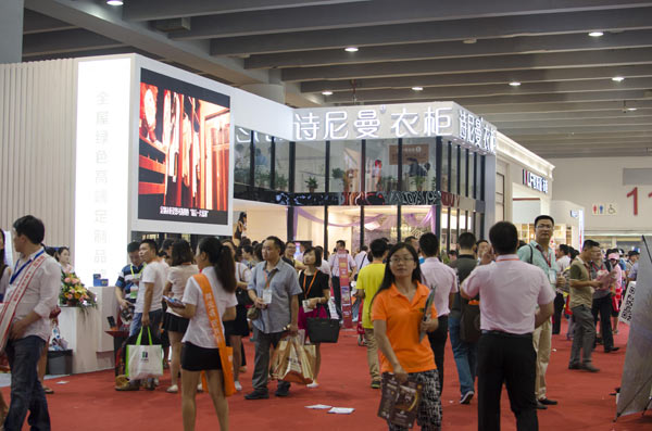诗尼曼：在大家居潮流中寻找致富嵌合点