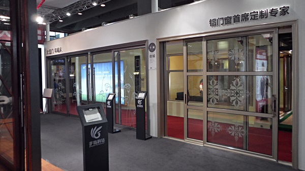 大国门业参展2014广州建博会