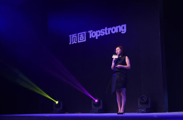 跨界推动时尚 顶固衣柜倾情呈现2015春夏国际时装周 跨界推动时尚 顶固衣柜倾情呈现2015春夏国际时装周