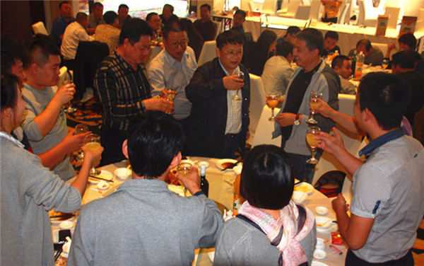 春天木门：新品发布会暨招商会在山西召开