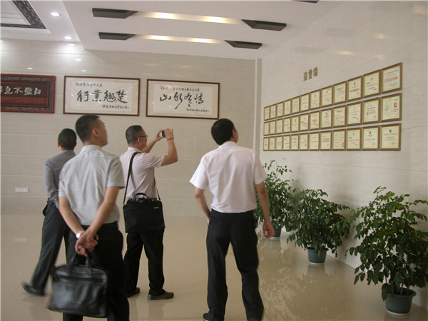  漳州市南靖县各级领导莅临金宝莱新工业园参观交流指导工作