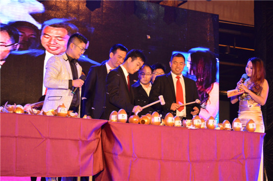 三羊开泰辉煌2015 诗尼曼盛大上演