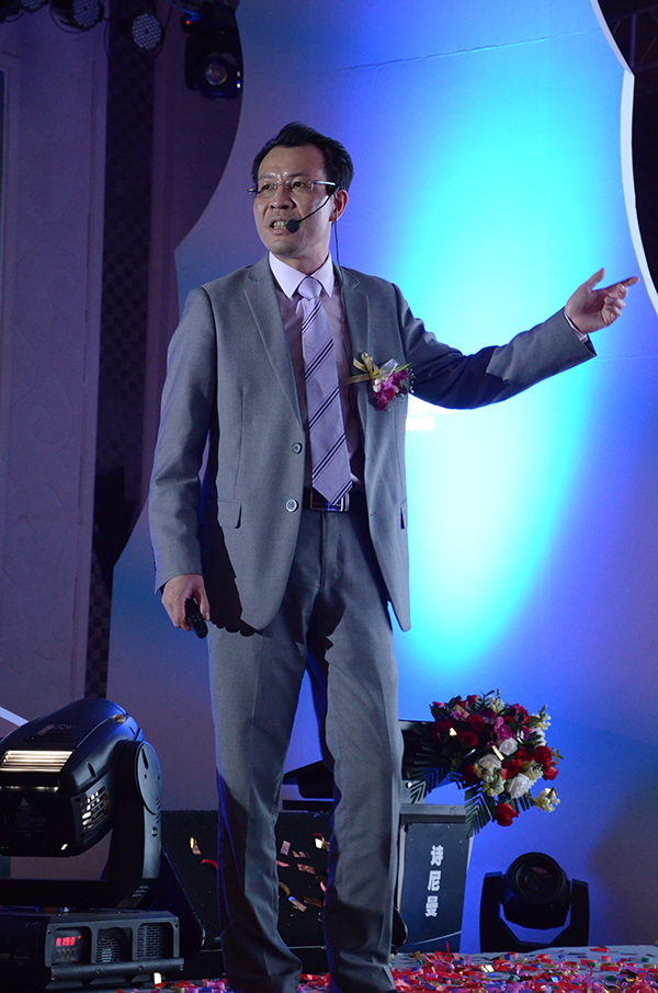 扬帆起航2015，诗尼曼全国经销商大会隆重举行
