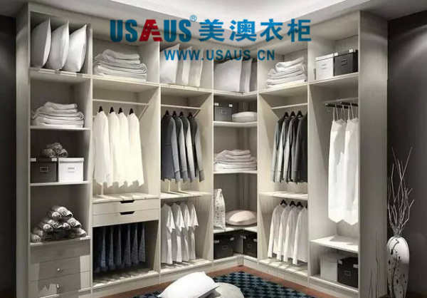 美澳衣柜：完美解决空间问题的衣柜秘籍