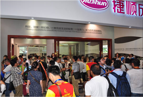 捷顺成隆门窗第十六届建博会圆满成功