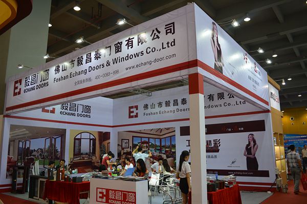 毅昌窗纱一体化打造家的温馨