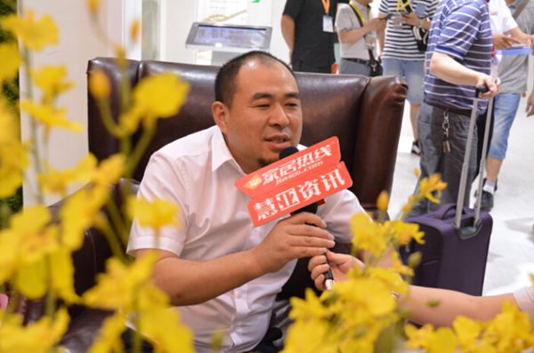 金迪木门：极致环保的全家居思路引领建博会门业风向标