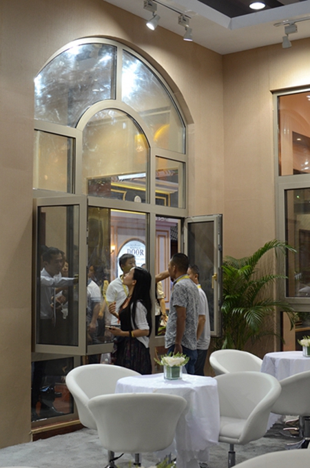 新豪轩惊艳2015广州建博会 