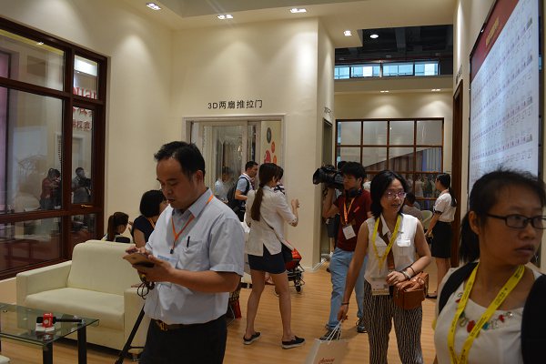 预见•家：富奥斯门窗精彩亮相2015广州建博会
