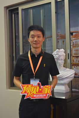 广州建博会上，罗兰西尼纱窗一体化产品反馈度高