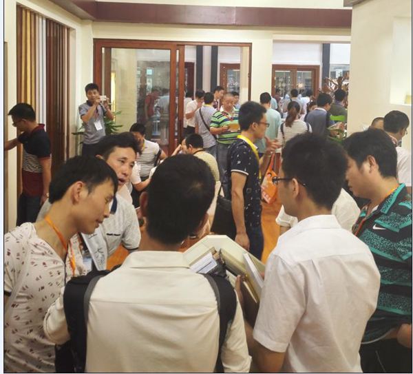 振帆铝材行业首家一站式高端铝型材制造商建博会上绽放异彩