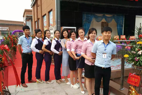 尚品本色木门鹰潭旗舰店隆重开业 尚品本色木门鹰潭旗舰店隆重开业