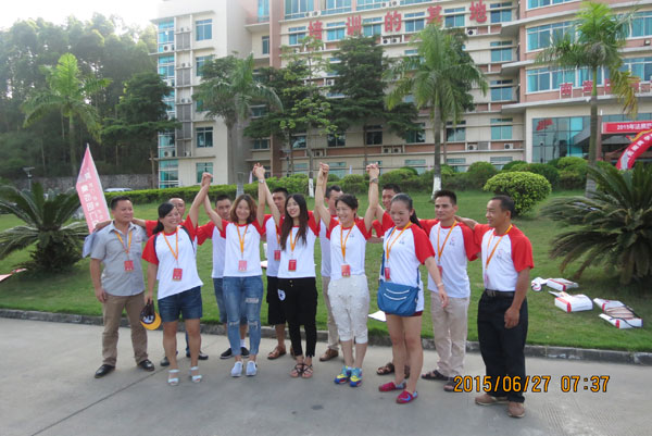 亮阁门窗:亮阁商学院,我们毕业了! 亮阁门窗:亮阁商学院,我们毕业了!