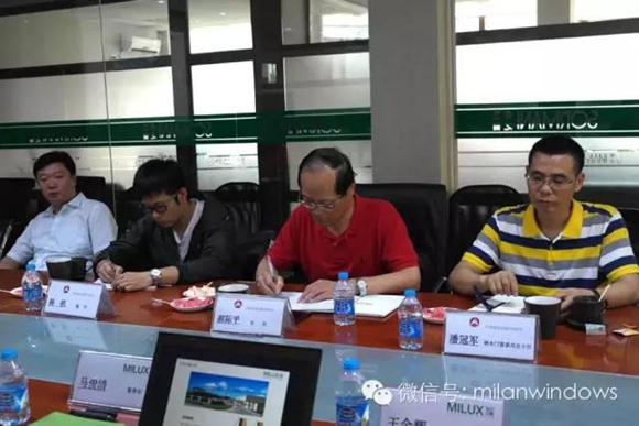 中国建筑金属结构协会会长郝际平莅临米兰之窗 