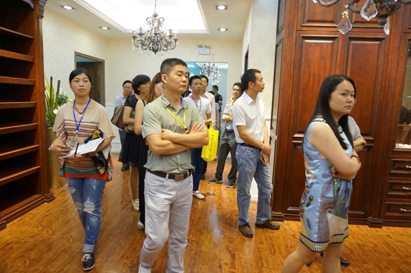 美国史丹利家居江苏湖北经销商会议在深圳召开