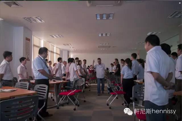 軒尼斯门窗“高效执行力”培训大会圆满结束。 