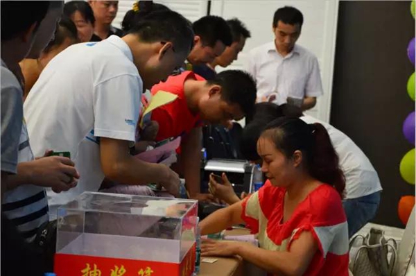 大爱无醛——伊百丽岳阳店签售活动完满结束