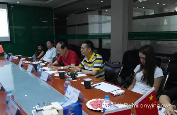 中国建筑金属结构协会会长郝际平莅临米兰之窗 