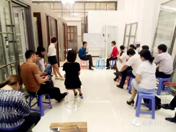 “大趋势 大未来”新豪轩门窗云南经销商培训大会圆满收官 “大趋势 大未来”新豪轩门窗云南经销商培训大会圆满收官