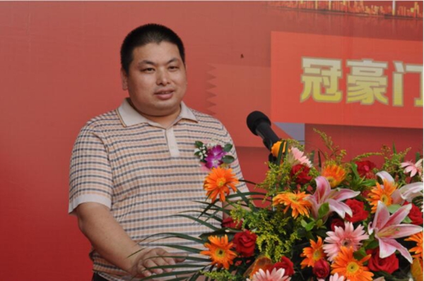 逆流竞舟,稳步前行——专访冠豪门窗董事长黄小勇 逆流竞舟,稳步前行——专访冠豪门窗董事长黄小勇