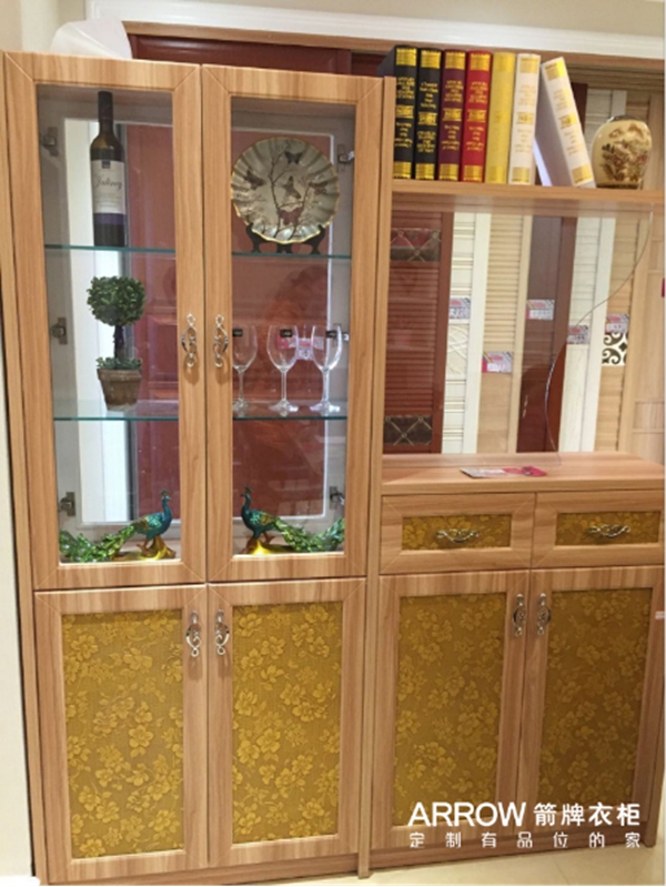 箭牌衣柜：河南信阳店产品鉴赏