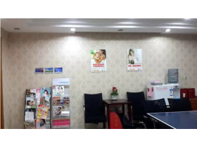 华尔美特：为“爱心妈咪小屋”提供环保壁纸
