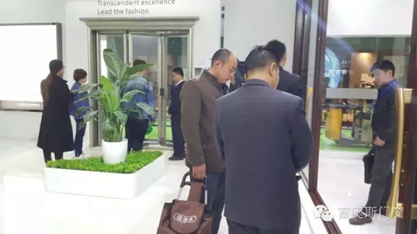 富奥斯门窗惊艳亮相上海建博会现场