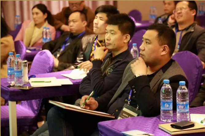 宏明泰门窗上海建博会新经销商落地帮扶培训会