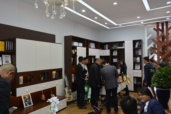 展现大师范，好莱客登陆广州定制家居展