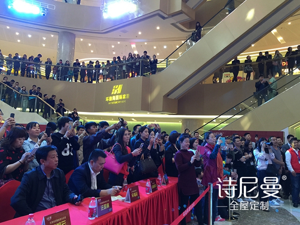 万人空巷抢不停！诗尼曼欧阳震华天津签售会圆满结束！