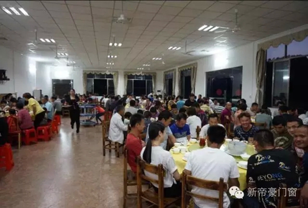 新帝豪新兴店盛大开业，佛山“黄飞鸿”来助兴！