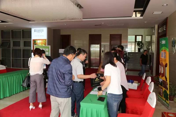 “宏明泰”门窗“打造冠军专卖店”培训学习圆满成功 