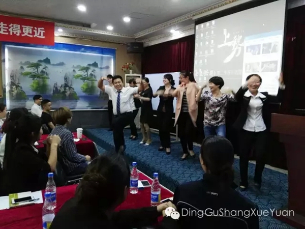 顶固《士在必得》第二季培训班暨五大系列新品培训会湖南站顺利举行